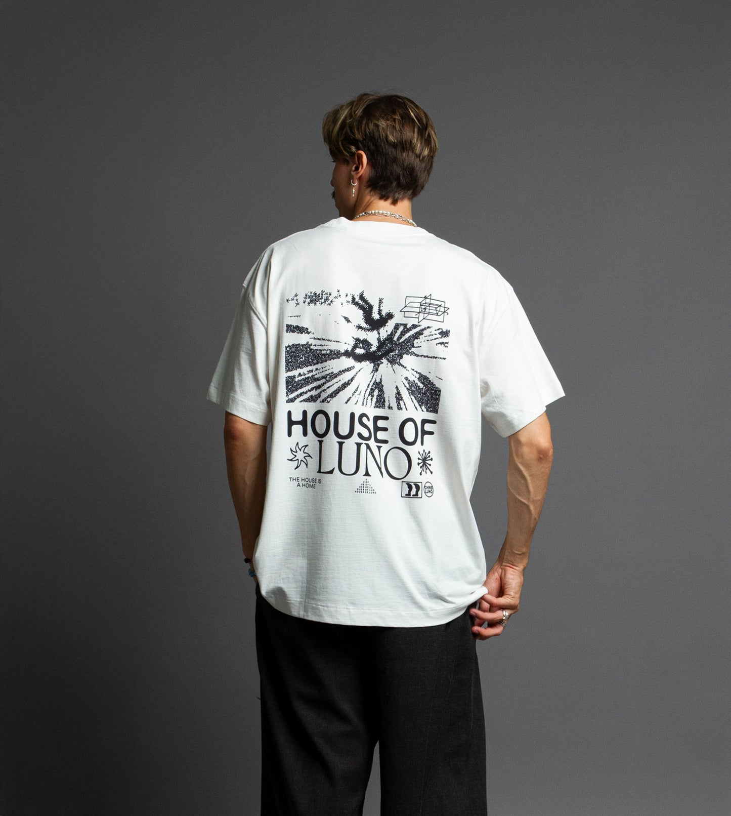 HOUSE OF LUNO T-SHIRT