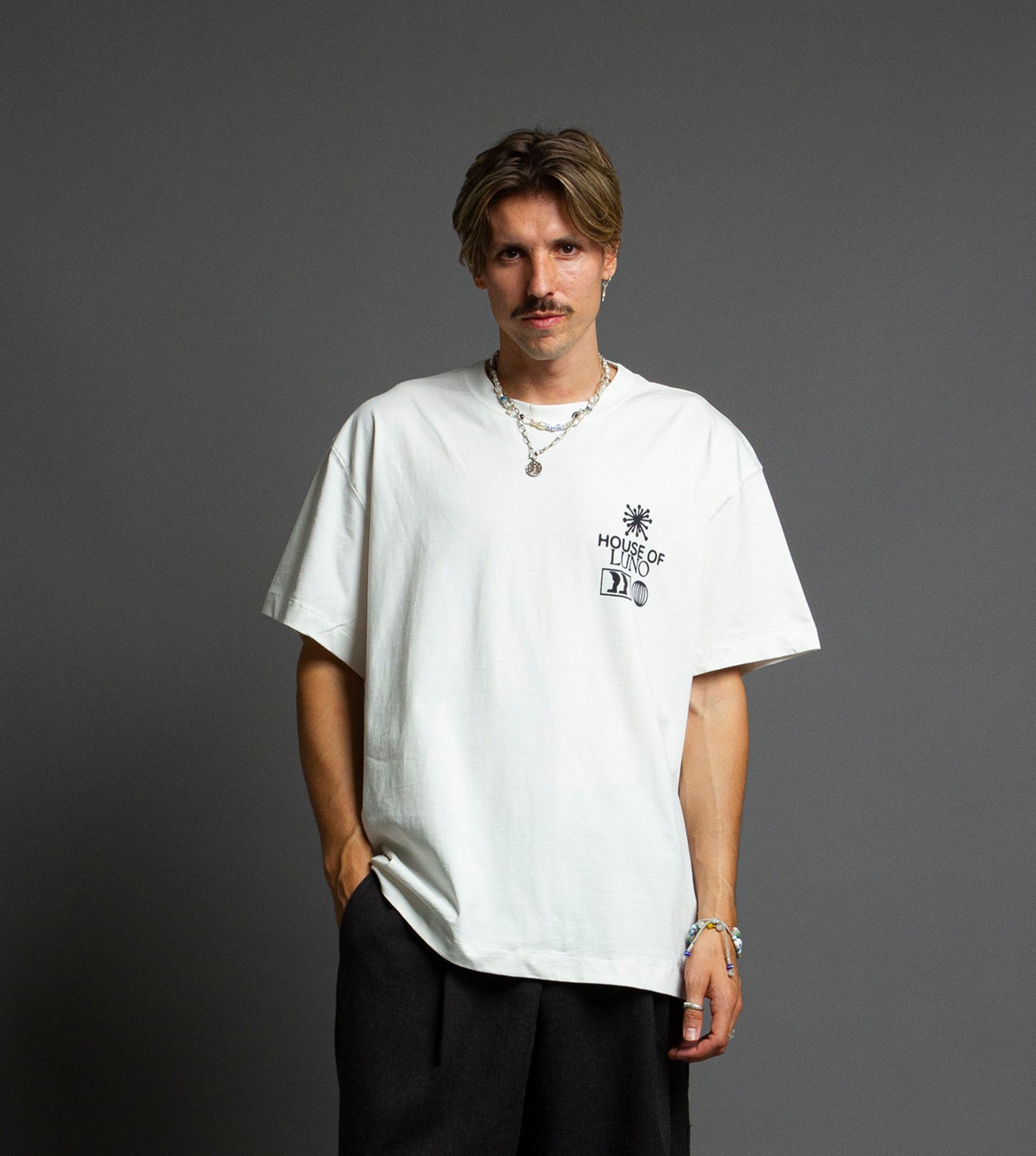 HOUSE OF LUNO T-SHIRT